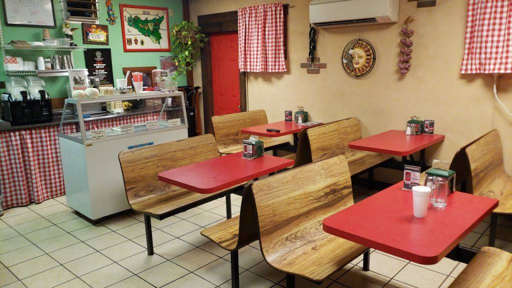 Antonios Pizza | restaurant | 209 York St, Goldsboro, PA 17319, USA | 7179325678 OR +1 717-932-5678