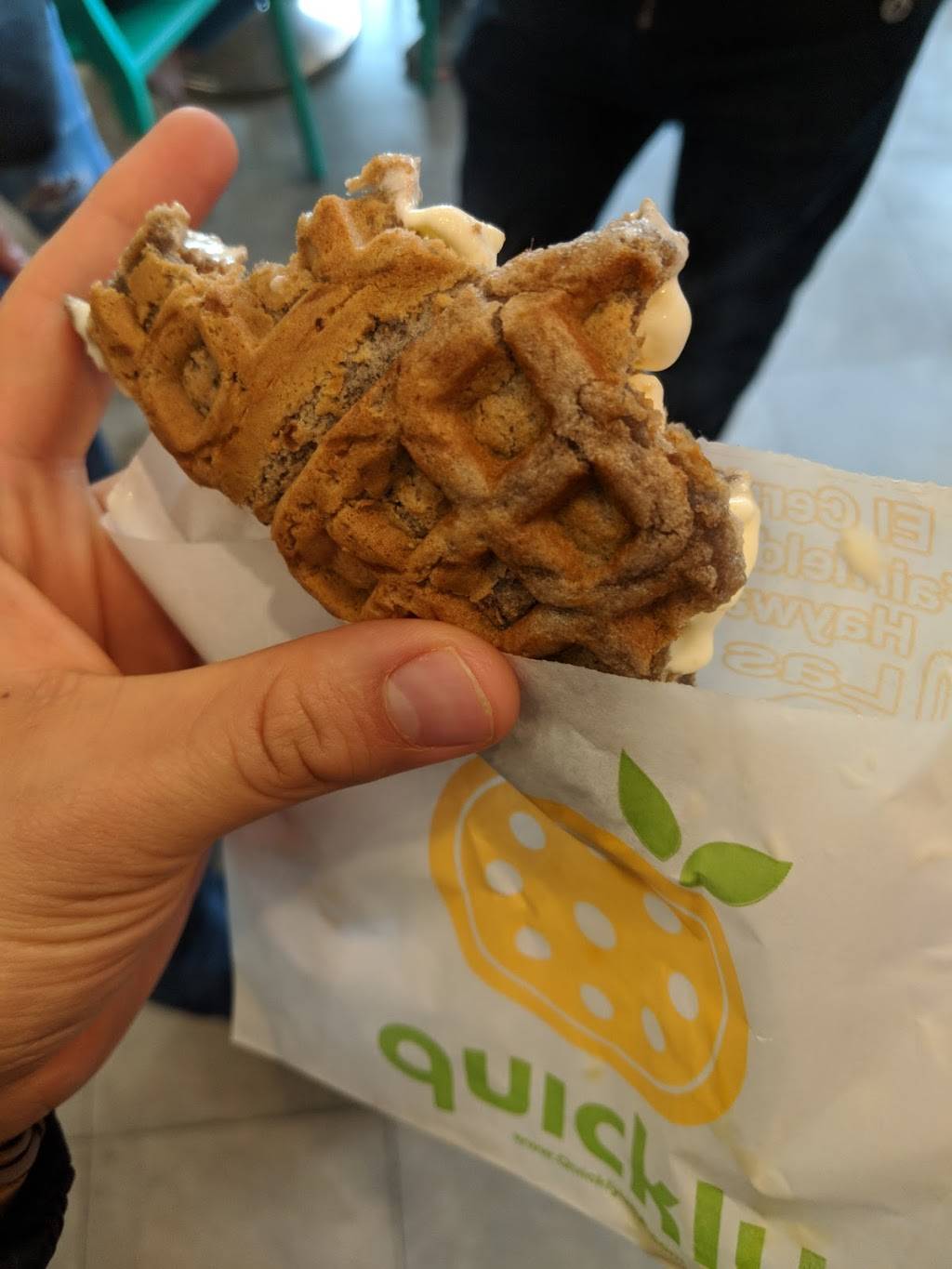 Quickly | restaurant | 2116 Irving Street (Cross, 22nd Ave, San Francisco, CA 94122, USA | 4156651000 OR +1 415-665-1000