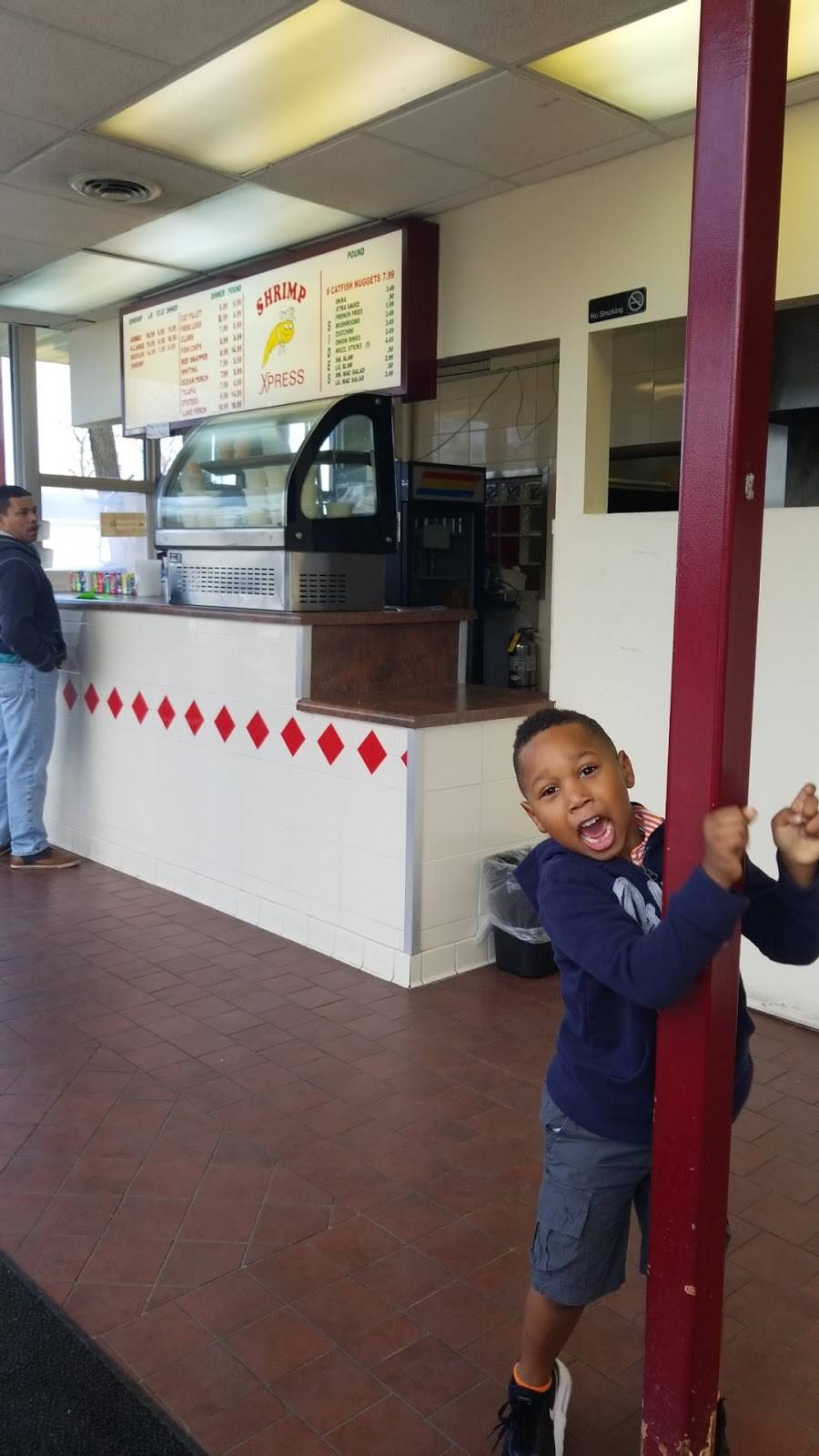 Shrimp Express | restaurant | 911 River Oaks Dr, Calumet City, IL 60409, USA | 7089330146 OR +1 708-933-0146