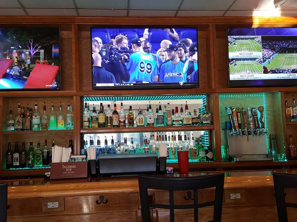 Village Grill | restaurant | 1802 Memorial Ave SW, Roanoke, VA 24015, USA | 5407670057 OR +1 540-767-0057