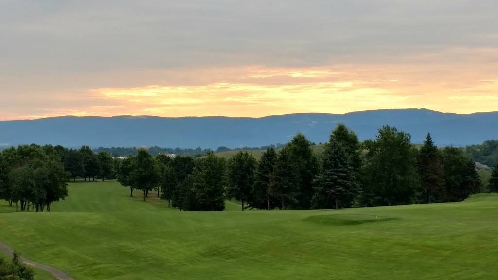 Duck Hollow Golf Club | restaurant | 374 Duck Hollow Rd, Uniontown, PA 15401, USA | 7244393150 OR +1 724-439-3150