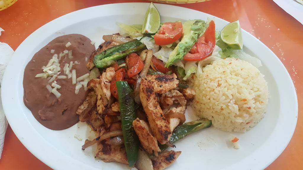 La Cocina Taqueria | restaurant | 9119 Long Point Rd, Houston, TX 77055, USA | 7139326113 OR +1 713-932-6113