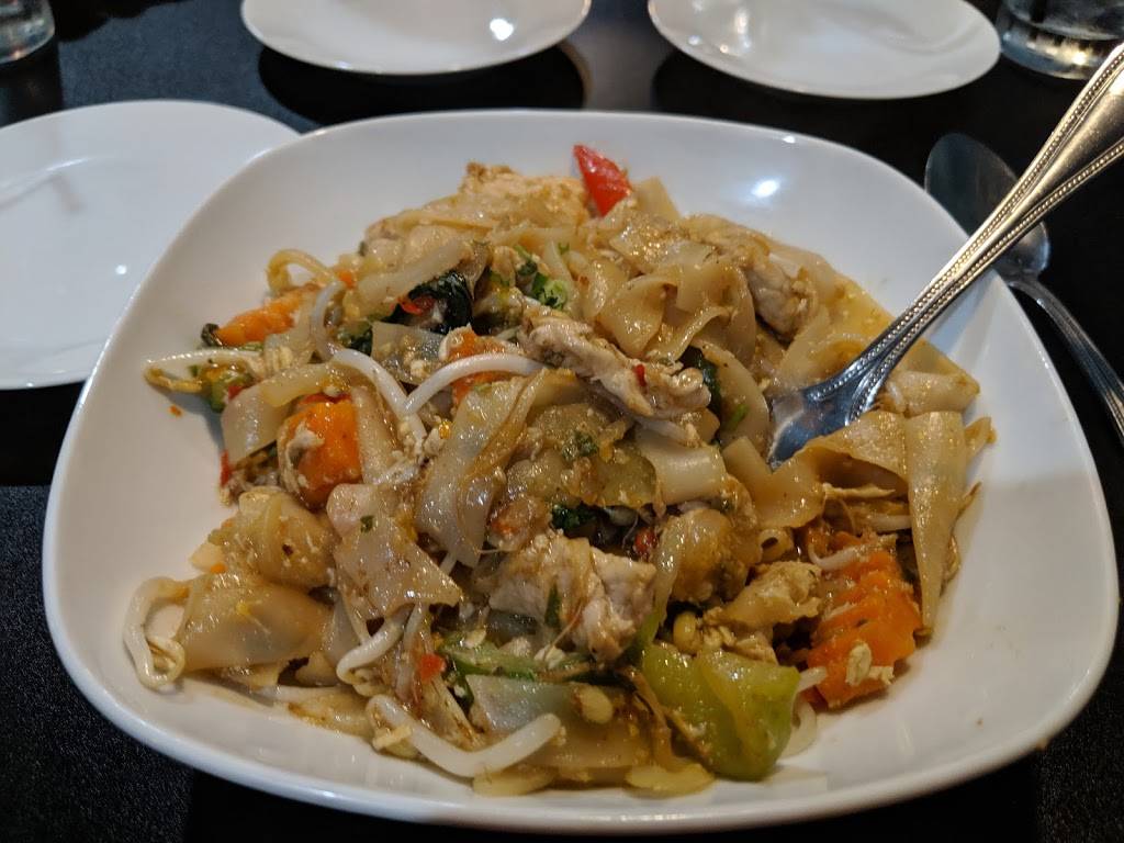 Thai Bistro | restaurant | 7140 Stage Rd Suite 102, Bartlett, TN 38133, USA | 9014356489 OR +1 901-435-6489