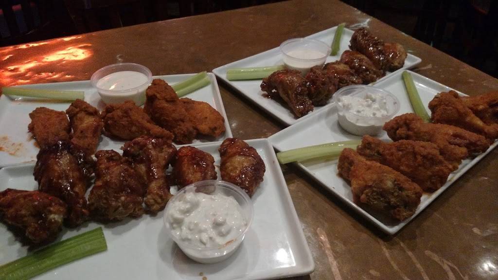 Mo Daileys Pub & Grille | restaurant | 6070 N Northwest Hwy, Chicago, IL 60631, USA | 7737746121 OR +1 773-774-6121