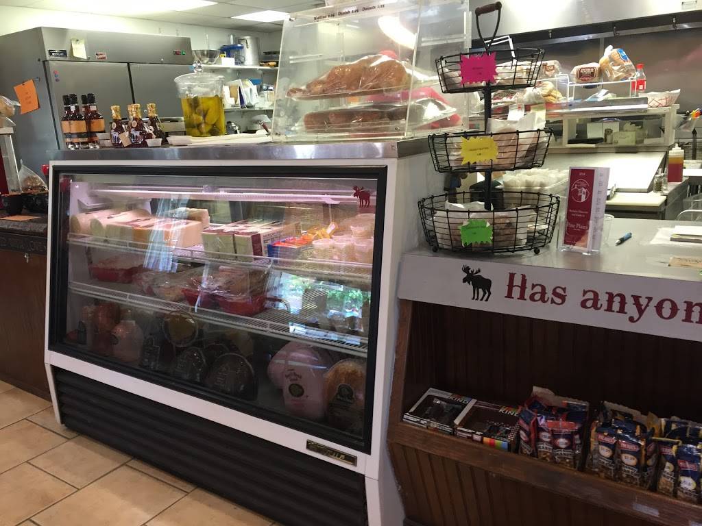 The Moose On The Loose | restaurant | 7711 S Main St, Pine Plains, NY 12567, USA | 5183985040 OR +1 518-398-5040