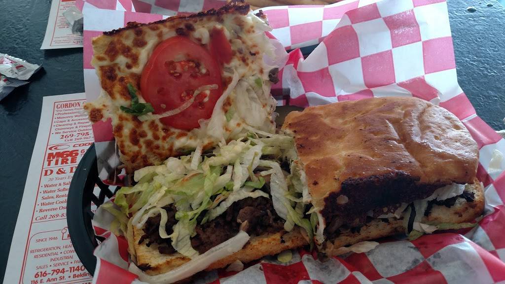 Mancinos Pizza & Grinders | restaurant | 814 W State St, Hastings, MI 49058, USA | 2699459900 OR +1 269-945-9900