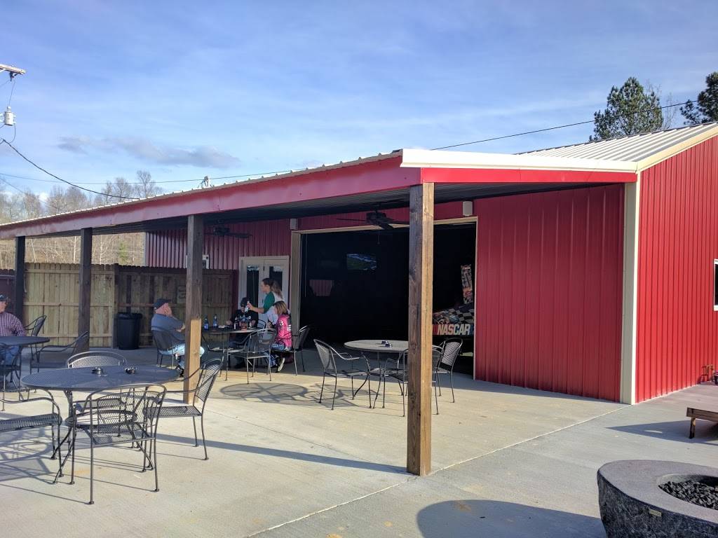 The Beer Garden & Grill | restaurant | 3540 US-641, Benton, KY 42025, USA | 2702529137 OR +1 270-252-9137