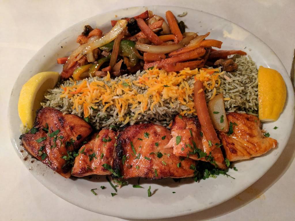 Rezas Restaurant | restaurant | 5255 N Clark St, Chicago, IL 60640, USA | 7735611898 OR +1 773-561-1898