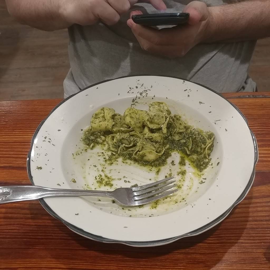 Randazzos Italian Market | cafe | 240 Capitol St, Denham Springs, LA 70726, USA | 2256674557 OR +1 225-667-4557