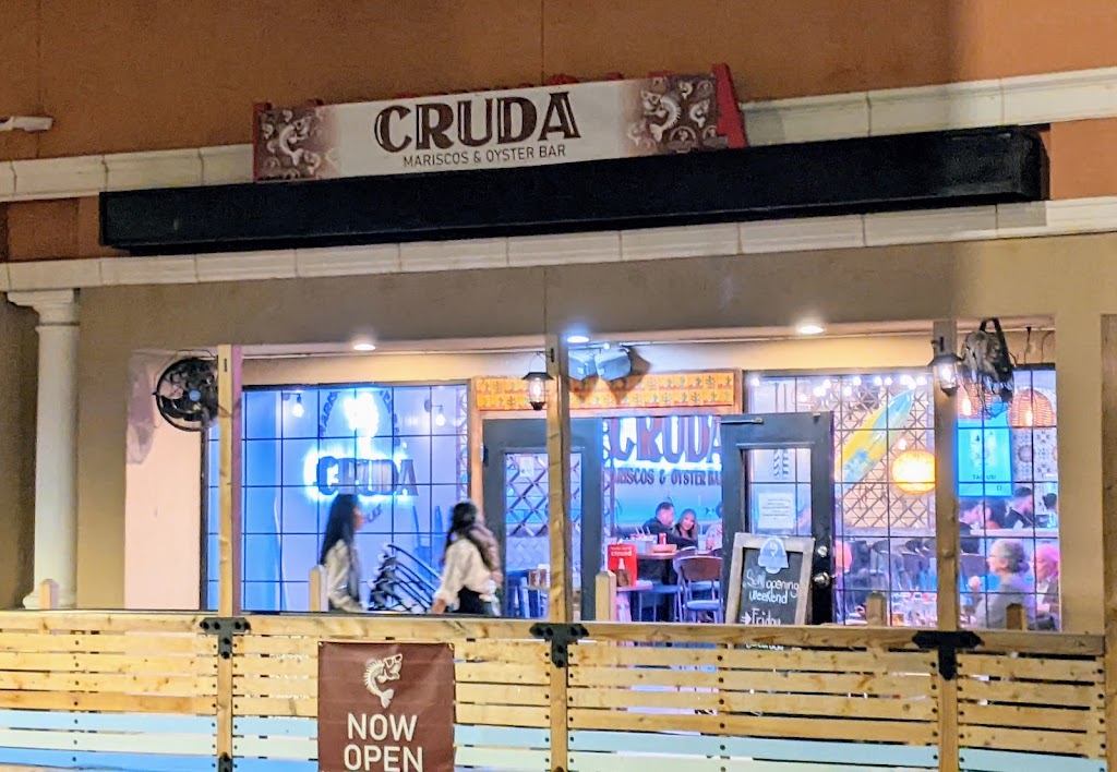 CRUDA Mariscos & Oyster Bar | restaurant | 31 N Scott Ave, Tucson, AZ 85701, USA | 5202070589 OR +1 520-207-0589