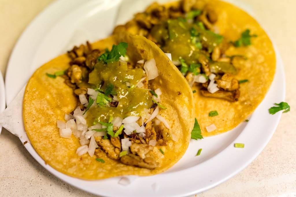 Mariscos El Pescador | restaurant | 4610 N Blackstone Ave, Fresno, CA 93726, USA | 5592301299 OR +1 559-230-1299