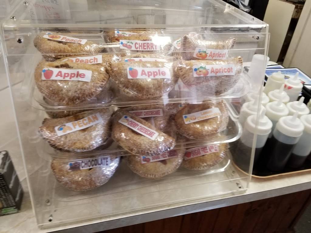 Yall Come Back Cafe | restaurant | 659 W Lennon Dr, Emory, TX 75440, USA | 9034732224 OR +1 903-473-2224