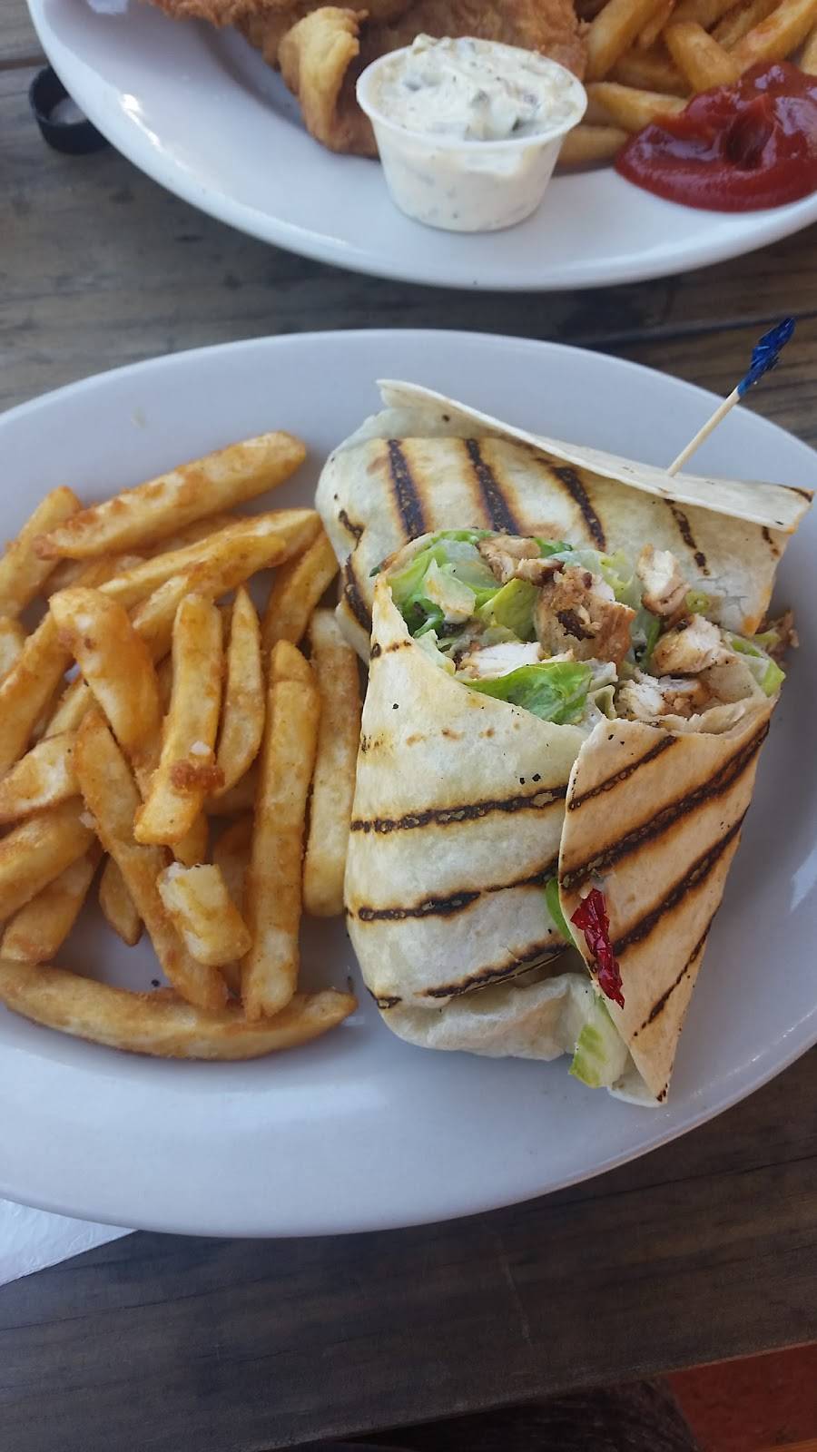 Lures Riverfront Restaurant | restaurant | 3330 NE Indian River Dr, Jensen Beach, FL 34957, USA | 7722085974 OR +1 772-208-5974