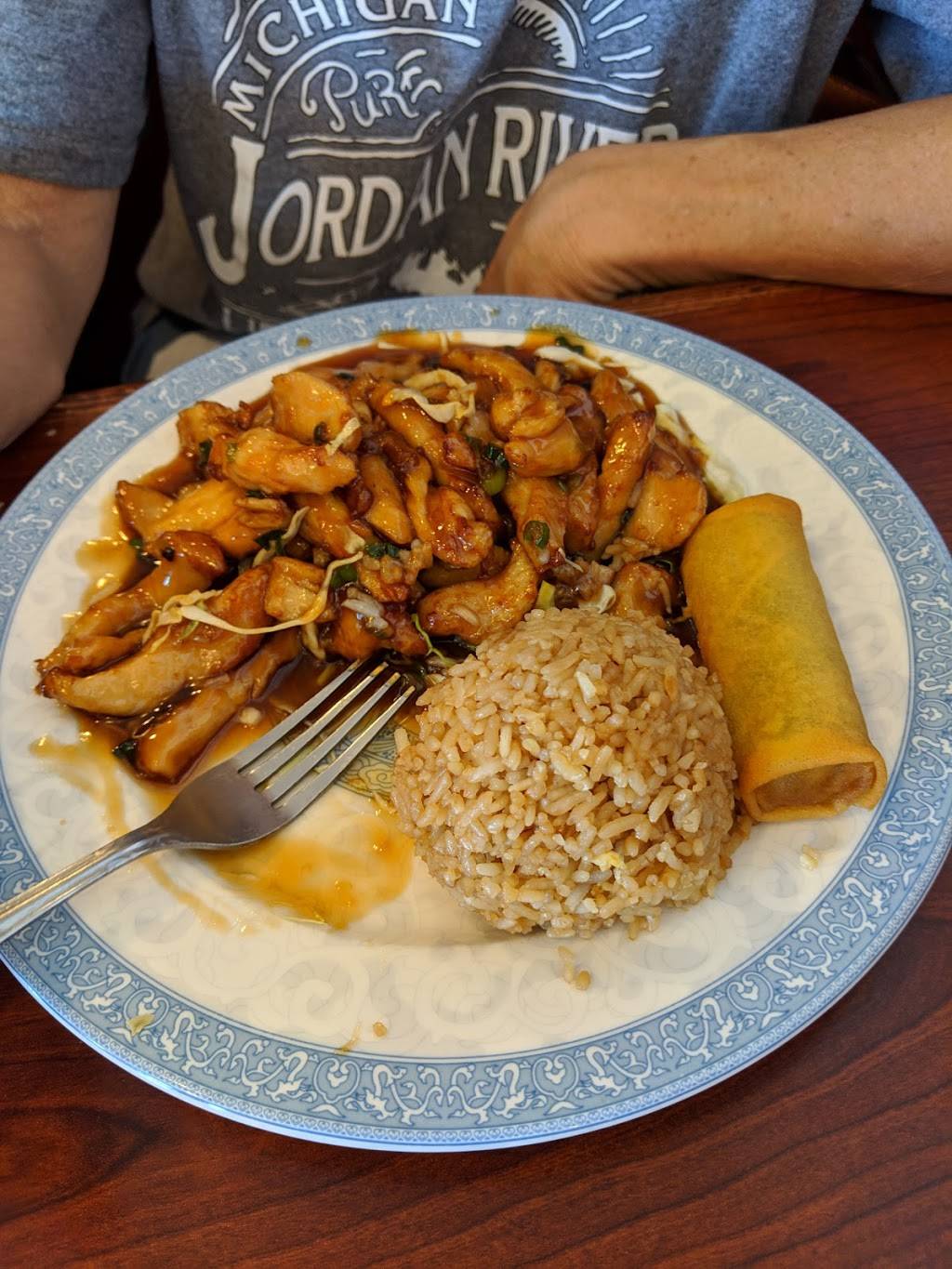 Chens Chinese Bistro | restaurant | 5341 S Superstition Mountain Dr D103, Gold Canyon, AZ 85118, USA | 4802882228 OR +1 480-288-2228