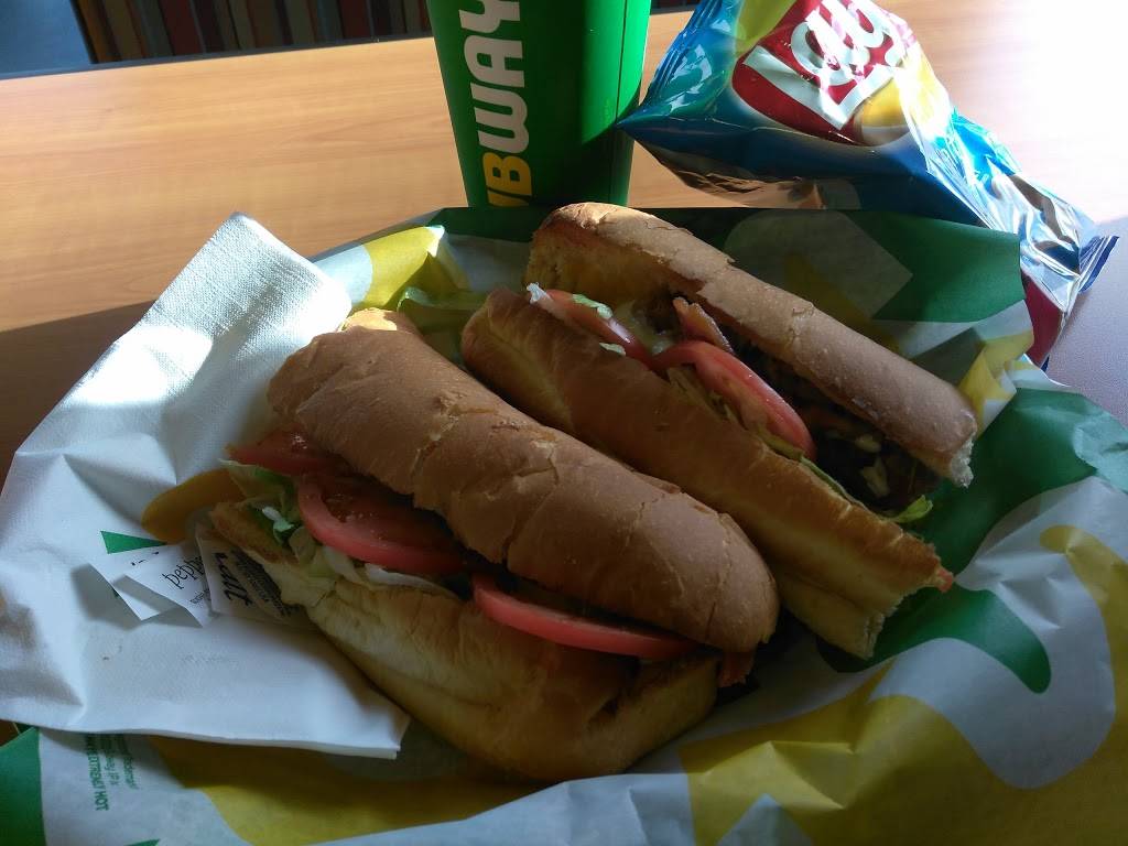 Subway | restaurant | 3605 S Orlando Dr, Sanford, FL 32773, USA | 4073226450 OR +1 407-322-6450