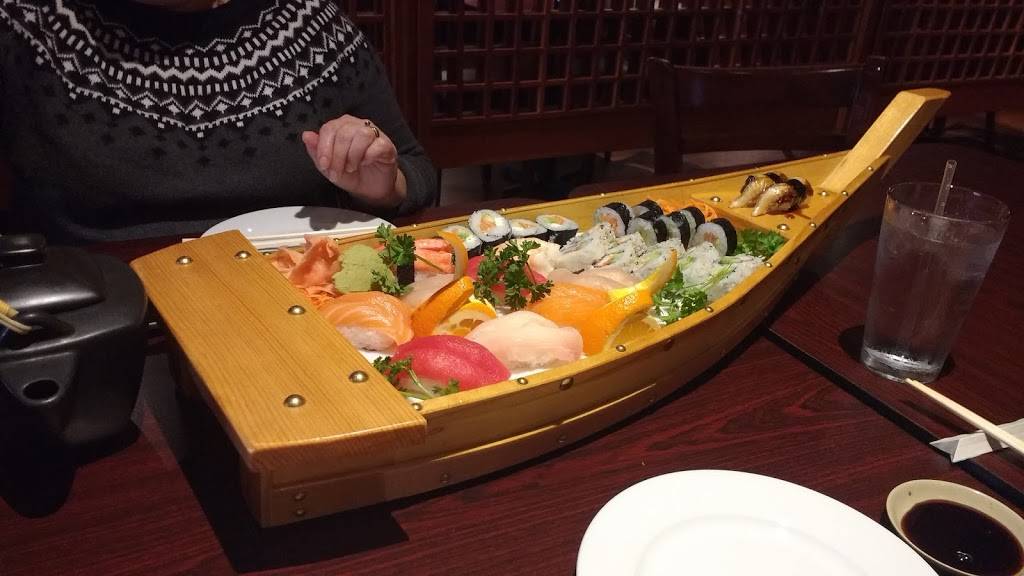 Tataki Asian Bistro | restaurant | 4595 N University Dr, Lauderhill, FL 33351, USA | 9545721998 OR +1 954-572-1998