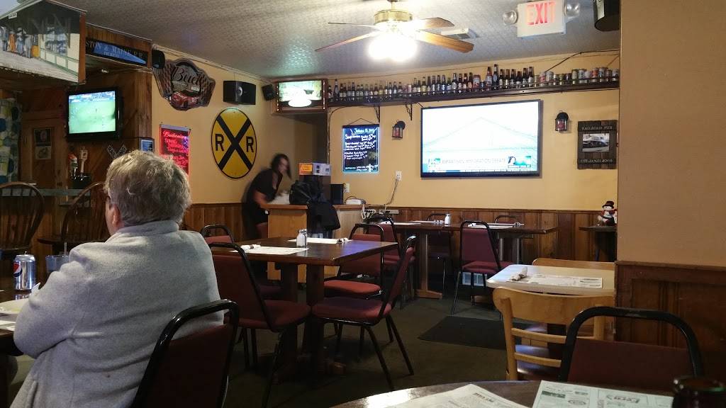 Railroad Diner | restaurant | 697 Lisbon St, Lisbon Falls, ME 04252, USA | 2073536069 OR +1 207-353-6069