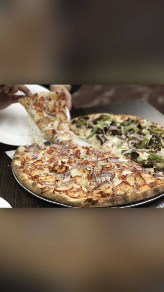 Tandoori Pizza | restaurant | 13353 Prairie Ave, Hawthorne, CA 90250, USA | 3106768200 OR +1 310-676-8200