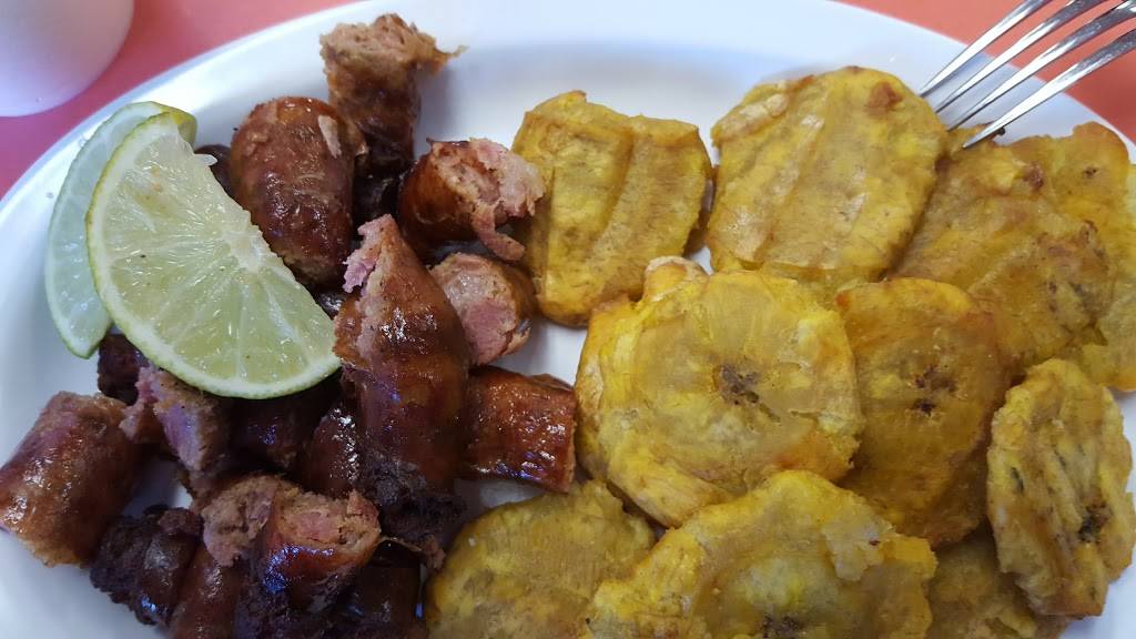 Tony Tipico | restaurant | 268 Essex St, Lynn, MA 01902, USA | 7815921912 OR +1 781-592-1912