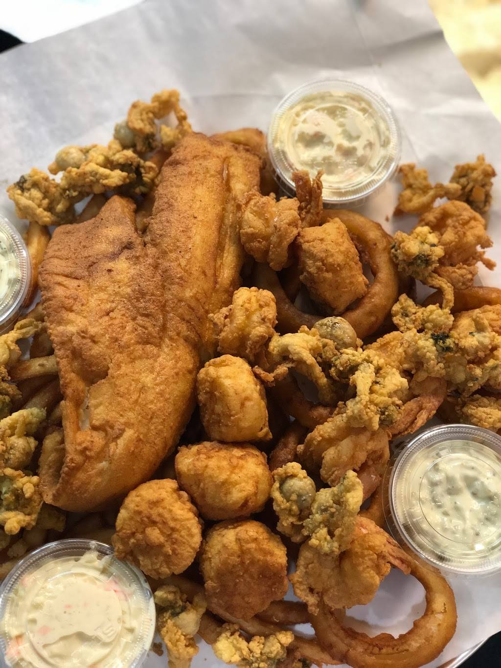 Tomato & Basil | restaurant | 1 Caswell St, East Taunton, MA 02718, USA | 5088219700 OR +1 508-821-9700