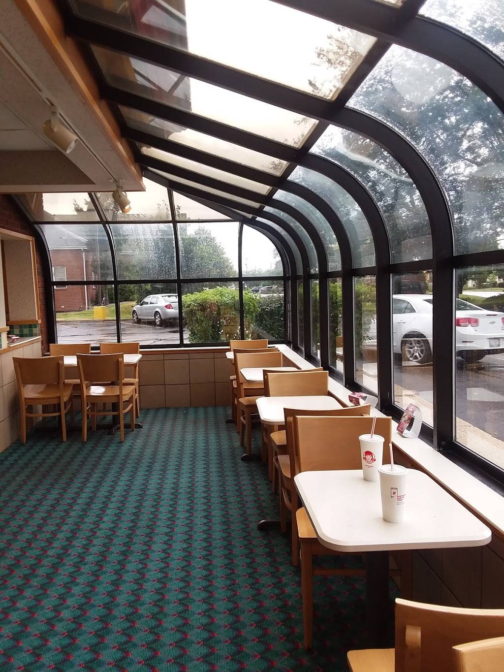 Wendys | restaurant | 1895 Douglas Rd, Montgomery, IL 60538, USA | 6308449320 OR +1 630-844-9320