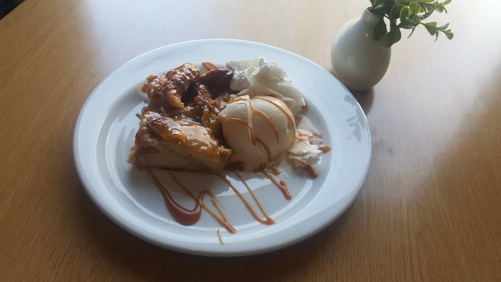 The Back Nine Club | restaurant | 17 Heritage Hill Dr, Lakeville, MA 02347, USA | 5089479991 OR +1 508-947-9991