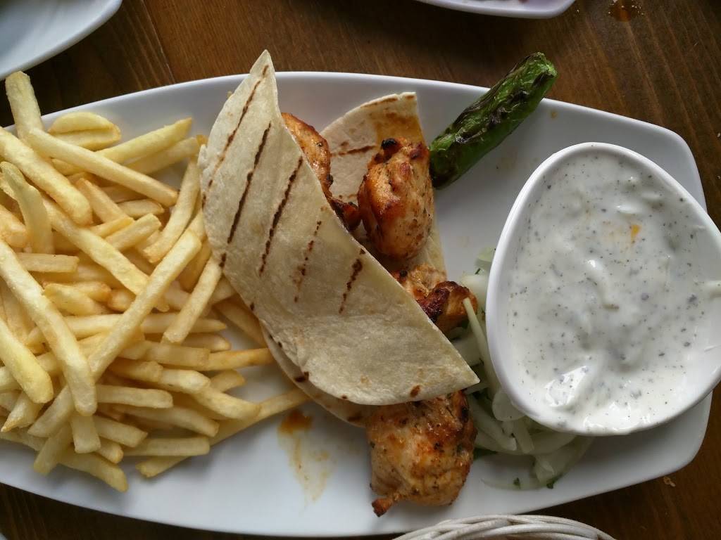 Marmaris Cafe | restaurant | 820 River Rd, Edgewater, NJ 07020, USA | 2019439090 OR +1 201-943-9090