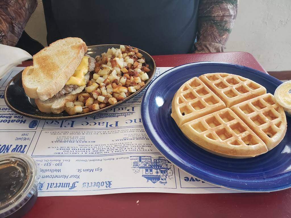 Some Place Else At The Paddle Wheel Restaurant | restaurant | 201 Wells Ave, Wellsville, OH 43968, USA | 3305329710 OR +1 330-532-9710