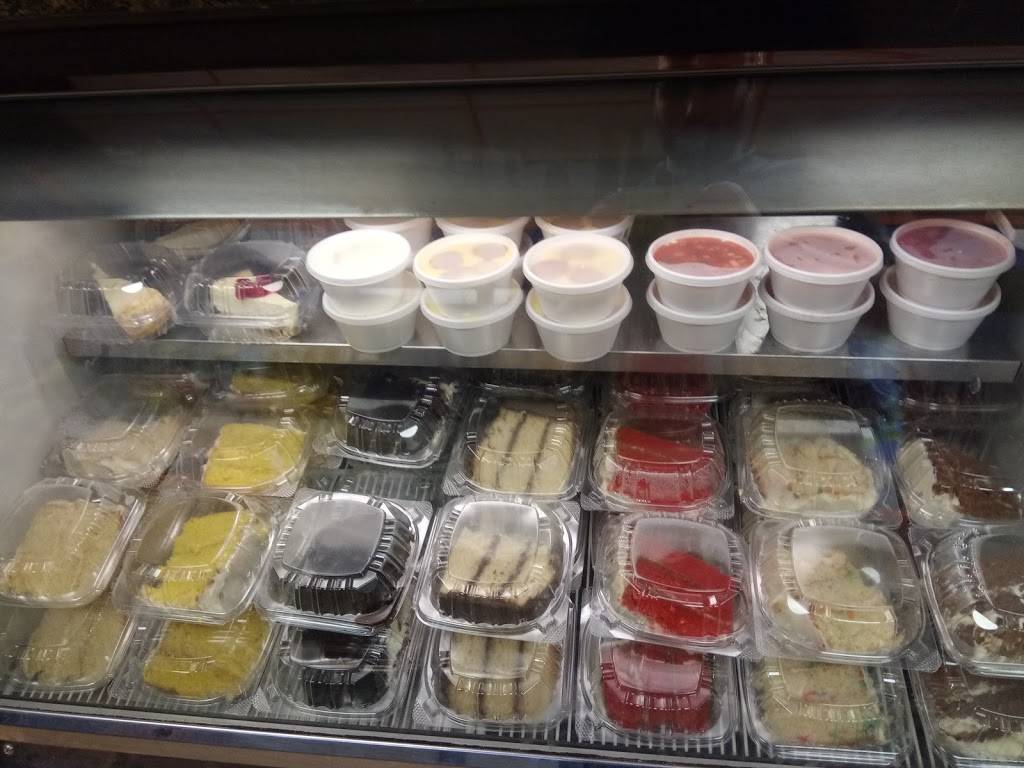 Snappers Fish & Chicken | restaurant | 4037 NW 19th St, Lauderhill, FL 33313, USA | 9549003142 OR +1 954-900-3142