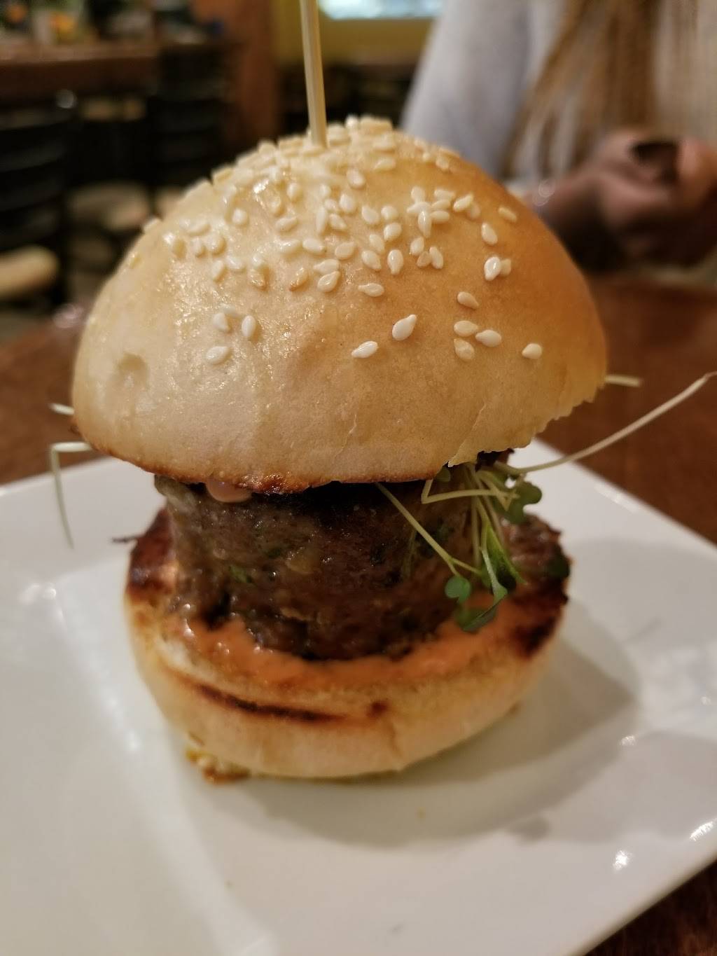 Next Door | restaurant | 937 Cooper St, Memphis, TN 38104, USA | 9017260015 OR +1 901-726-0015