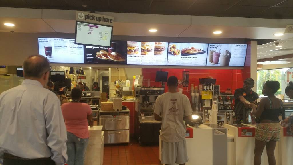 McDonalds | cafe | 6013 E Dr Martin Luther, Tampa, FL 33619, USA | 8136215961 OR +1 813-621-5961