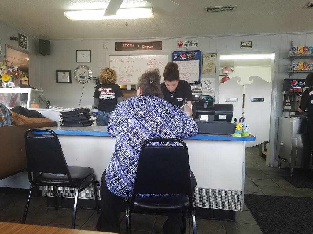Teens & Deens Country Kitchen | cafe | 2696 NC-16, Taylorsville, NC 28681, USA | 8286351950 OR +1 828-635-1950