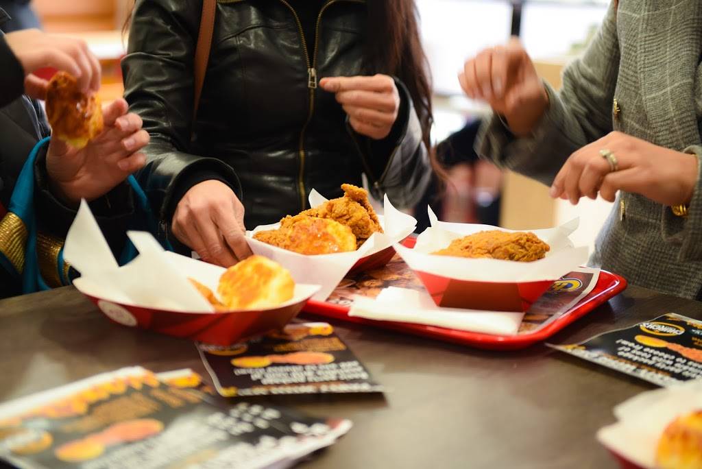 Churchs Texas Chicken | restaurant | 78 Quarry Edge Dr, Brampton, ON L6V 4K2, Canada | 9058740008 OR +1 905-874-0008