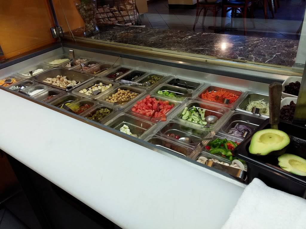 Fresh Chop Chop | restaurant | 2611 Richmond Hwy, Arlington, VA 22202, USA | 7034160700 OR +1 703-416-0700