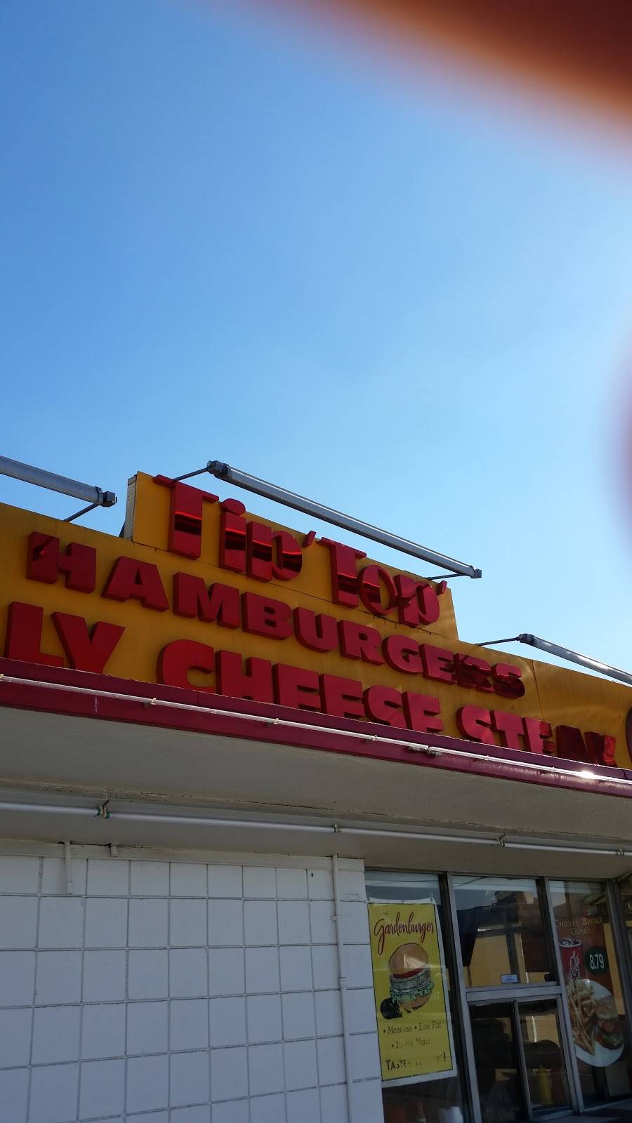 Tip Top Hamburgers | restaurant | 8612 Woodman Ave, Arleta, CA 91331, USA | 8188943835 OR +1 818-894-3835