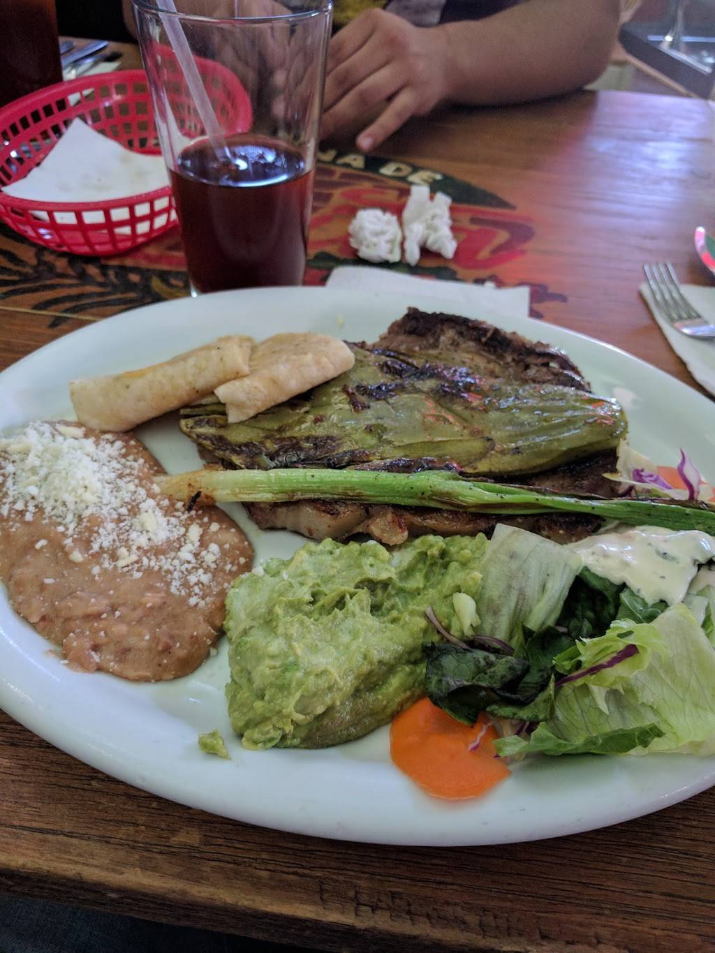 Cocina De Lupita | restaurant | Av Riveroll 1424, Centro, 22800 Ensenada, B.C., Mexico | 016461753477 OR +52 646 175 3477