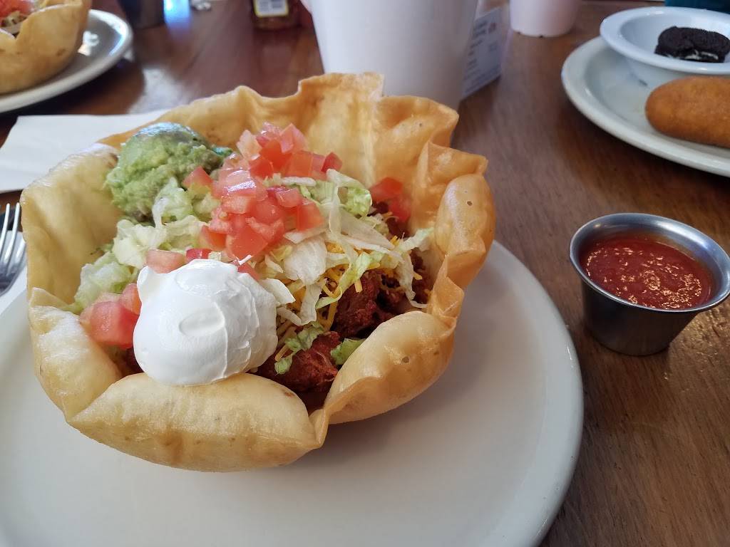 Albuquerque City Limits Restaurant | restaurant | Suite F4, 3211 Coors Blvd SW, Albuquerque, NM 87121, USA | 5058738959 OR +1 505-873-8959