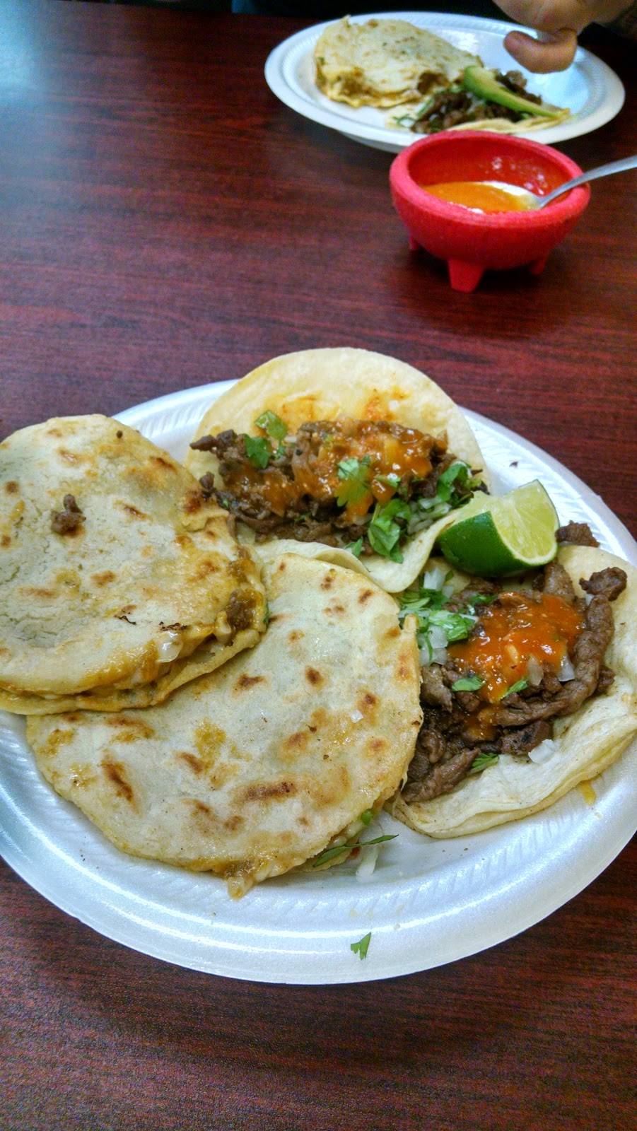 Taqueria La Guadalupana | restaurant | 800 N Greenwood Ave, Fort Smith, AR 72901, USA | 4795612678 OR +1 479-561-2678