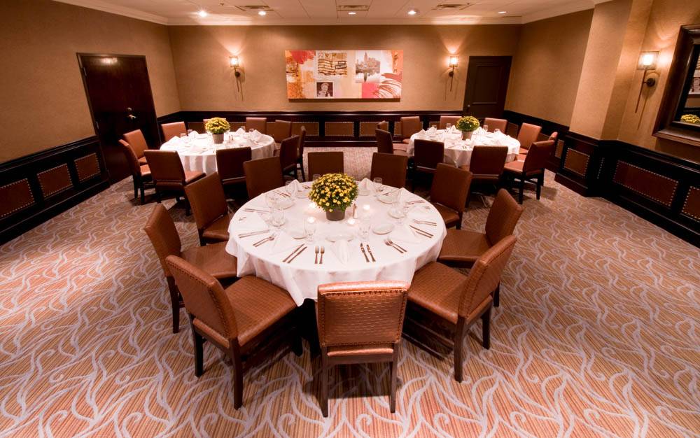 Ruths Chris Steak House | restaurant | 2100 West End Ave, Nashville, TN 37203, USA | 6153200163 OR +1 615-320-0163