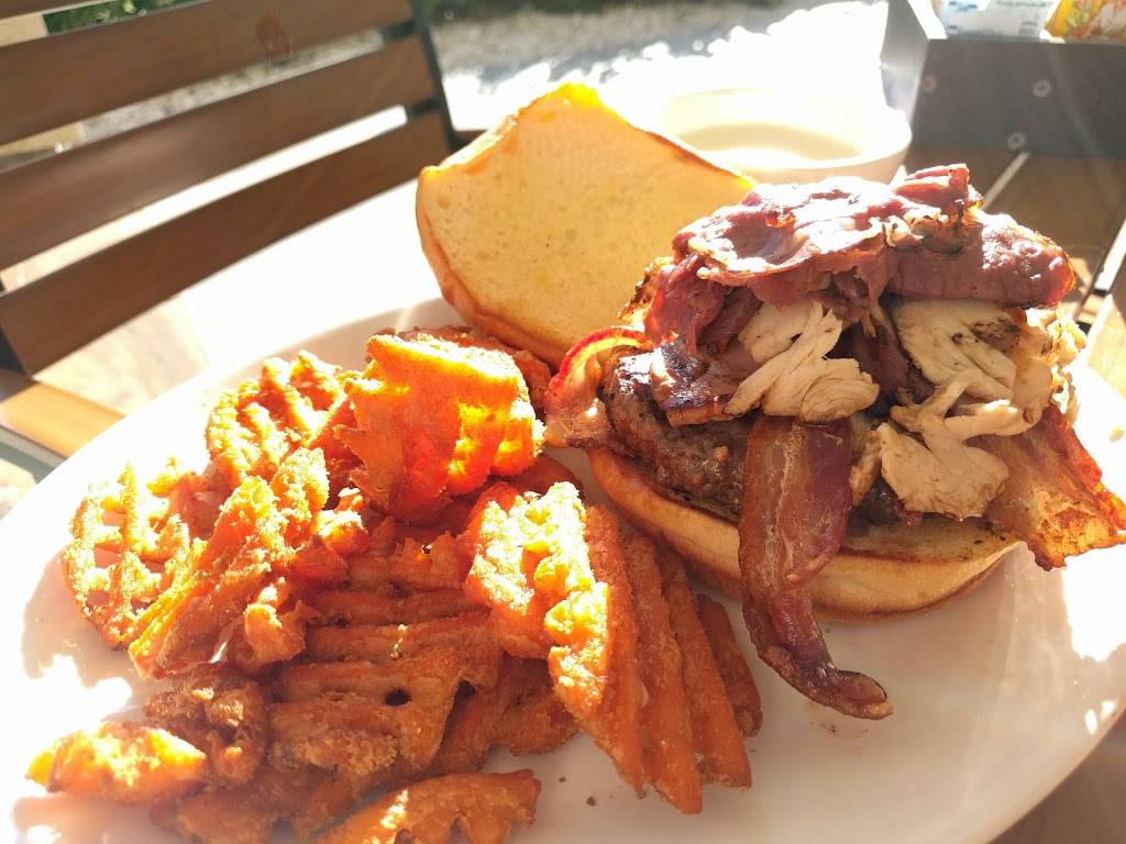 Brooks Gourmet Burgers & Dogs | restaurant | 843 Vanderbilt Beach Rd, Naples, FL 34108, USA | 2396318298 OR +1 239-631-8298