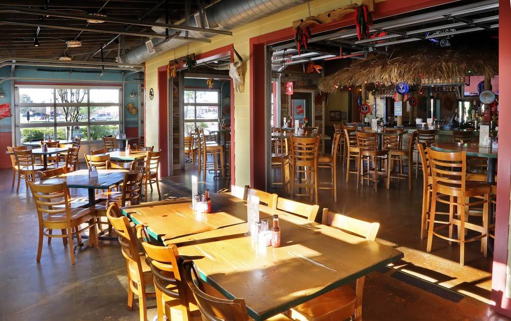 Lupe Tortilla | restaurant | 7215 FM 1960, Humble, TX 77346, USA | 2813153750 OR +1 281-315-3750