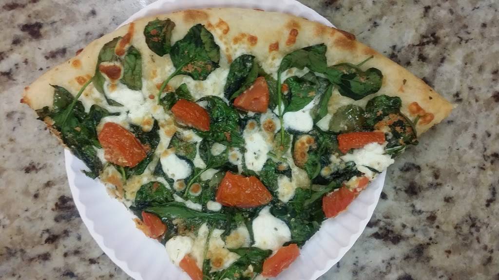 Pizzaiolo Gourmet Pizza | restaurant | 56 Lakeshore Rd E, Mississauga, ON L5G 1E1, Canada | 9052717121 OR +1 905-271-7121