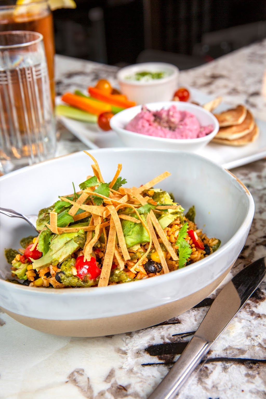 Betts | restaurant | 2000 E 9th St, Cleveland, OH 44115, USA | 2163572680 OR +1 216-357-2680