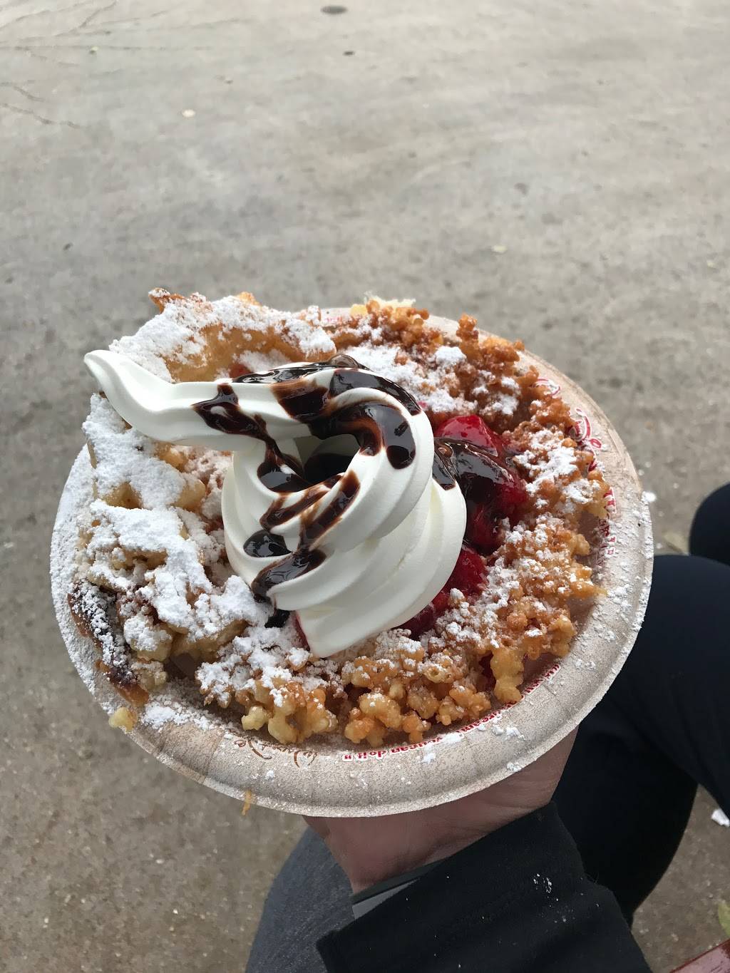 Epic Eats | restaurant | 351 S Studio Dr N, Orlando, FL 32830, USA | 4079393463 OR +1 407-939-3463