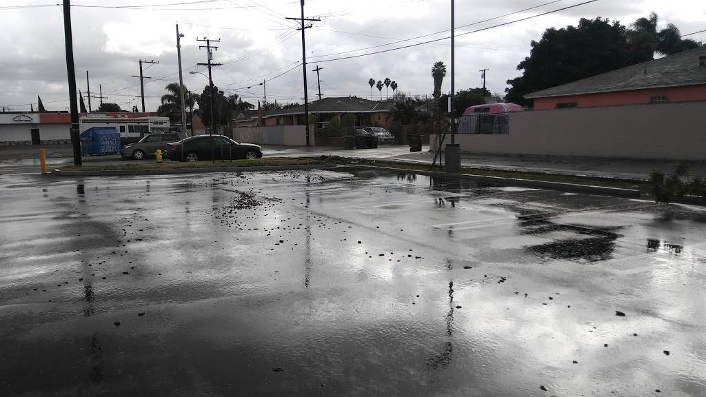 Big Rays Drive-in | restaurant | 2624 E Alondra Blvd, Compton, CA 90221, USA | 3106370636 OR +1 310-637-0636