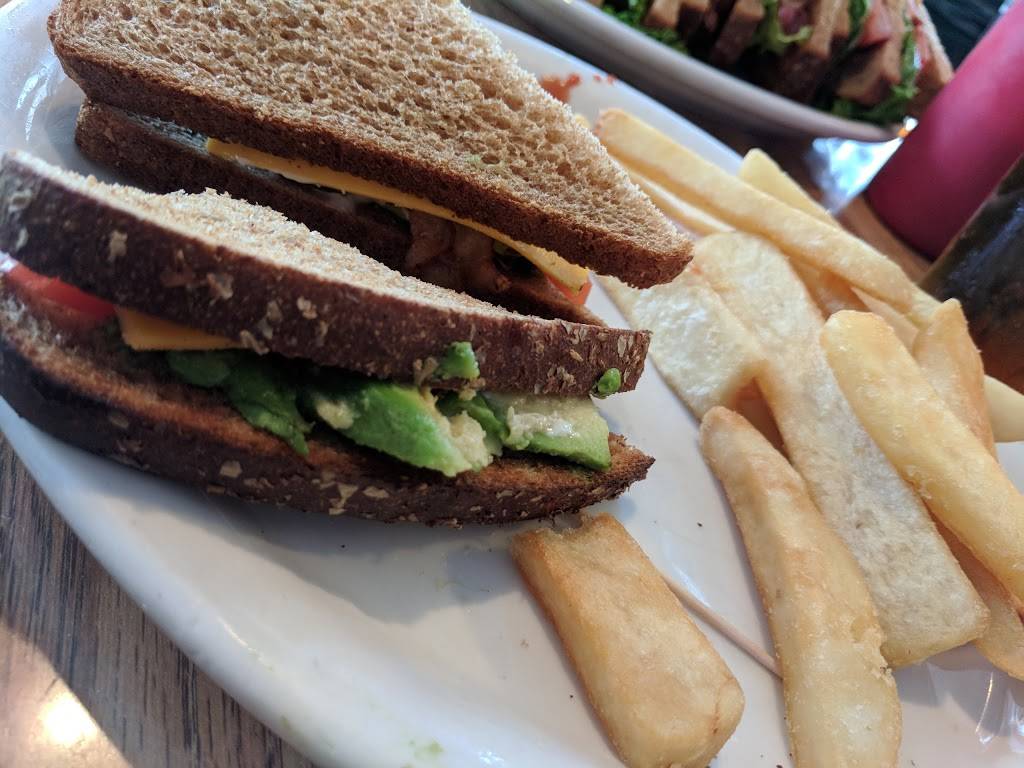 Peanuts Deluxe Cafe | cafe | 275 E San Fernando St, San Jose, CA 95112, USA | 4089989778 OR +1 408-998-9778