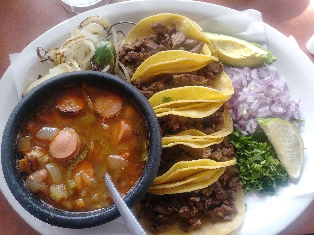Papagayos Mexican Restaurant | restaurant | 2470 Harry Wurzbach Rd, San Antonio, TX 78209, USA | 2108241718 OR +1 210-824-1718