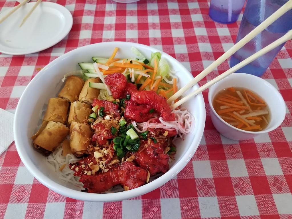 Pho Saigon Vietnamese Noodle & Grill | restaurant | 1313 W 7th St, Joplin, MO 64801, USA | 4176279966 OR +1 417-627-9966