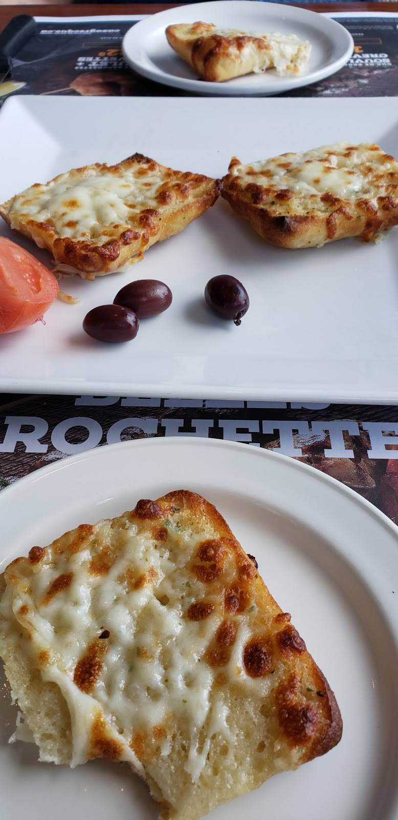 Casa Grecque | restaurant | 5910 Rue Martineau O, Saint-Hyacinthe, QC J2R 2H6, Canada | 4507963885 OR +1 450-796-3885