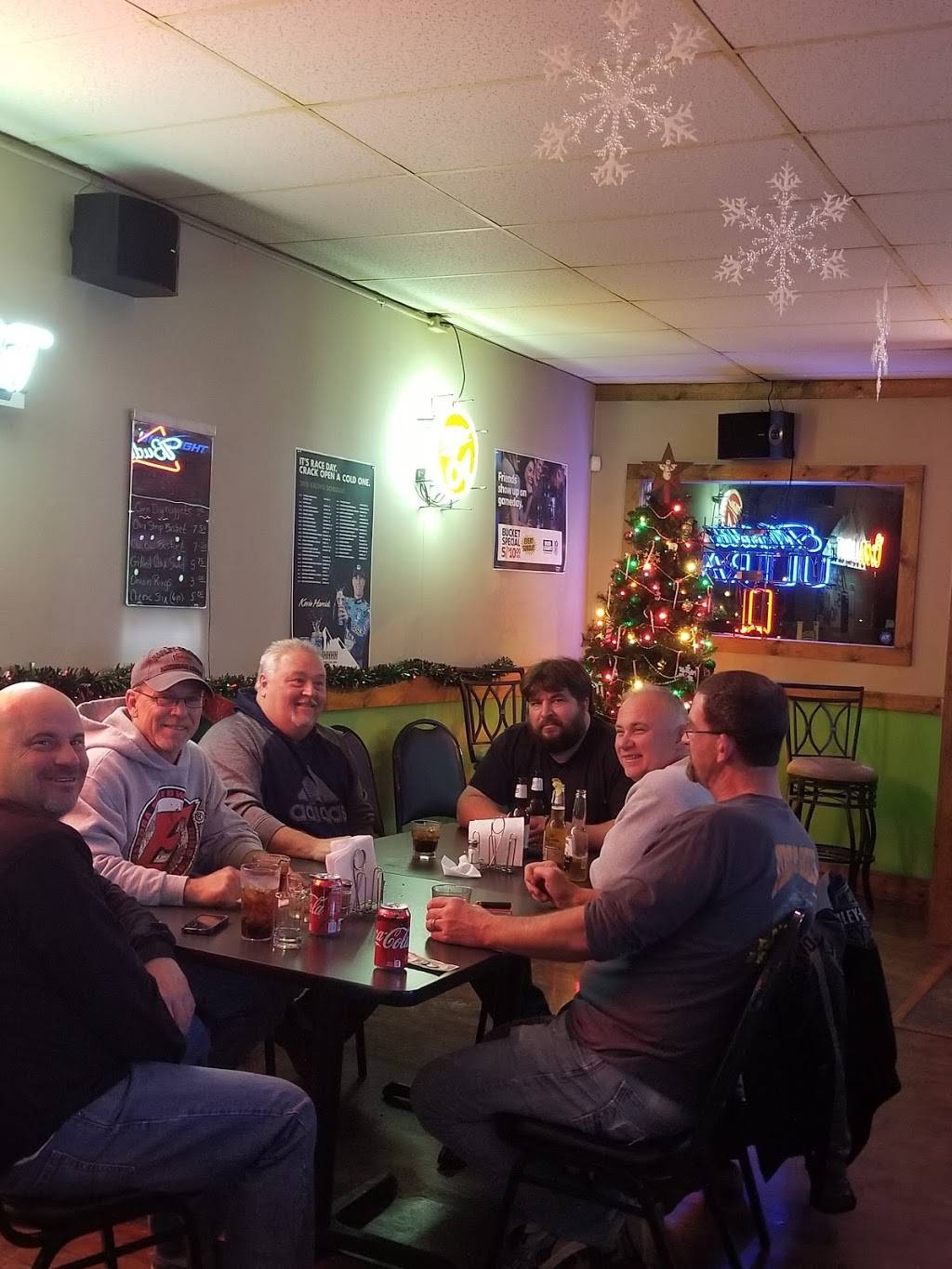 Elliotts Satellite Tavern | restaurant | 2001 E Main St, Danville, IL 61832, USA | 2174747838 OR +1 217-474-7838